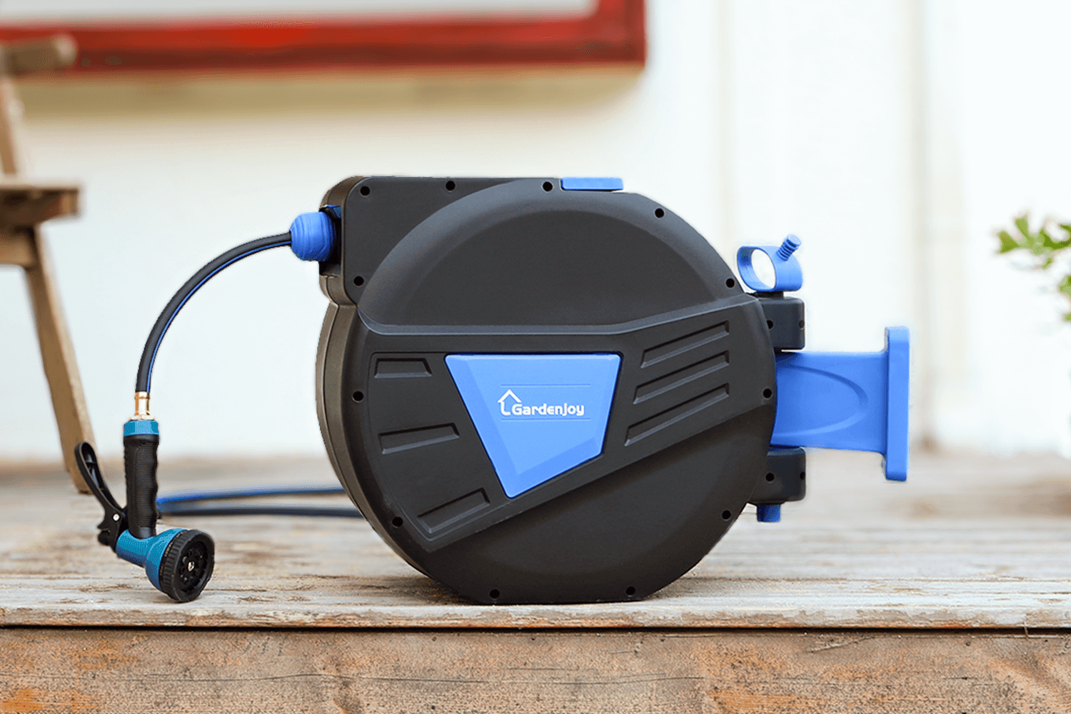 How to Use Gardenjoy Retractable Hose Reels